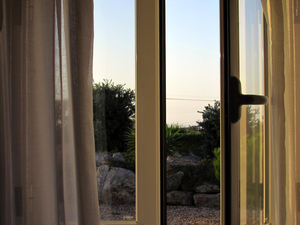 Bed and Breakfast Cerca Do Sul Сан-Теотониу Номер фото